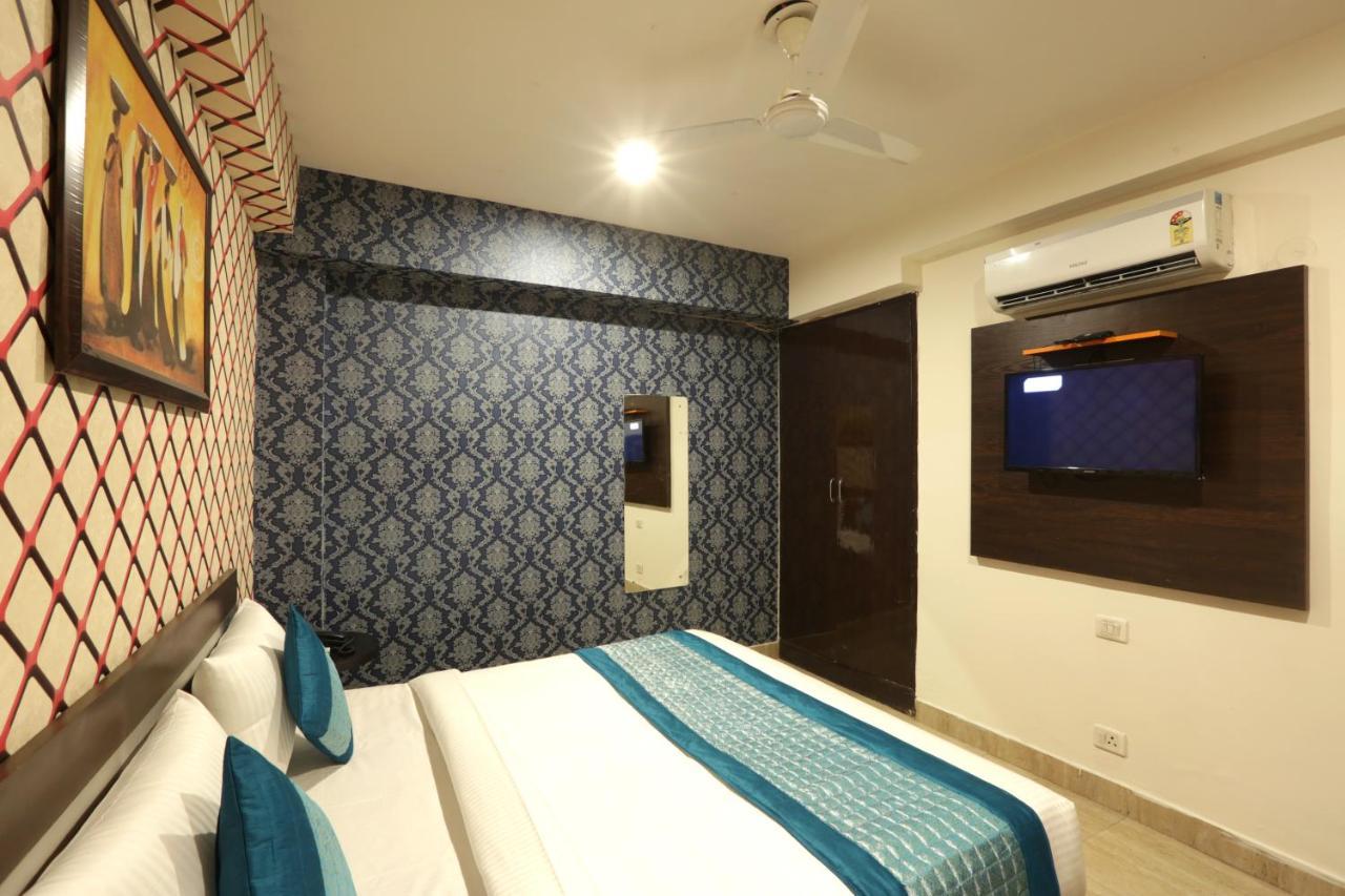 Hotel Airport Star Нью-Делі Екстер'єр фото