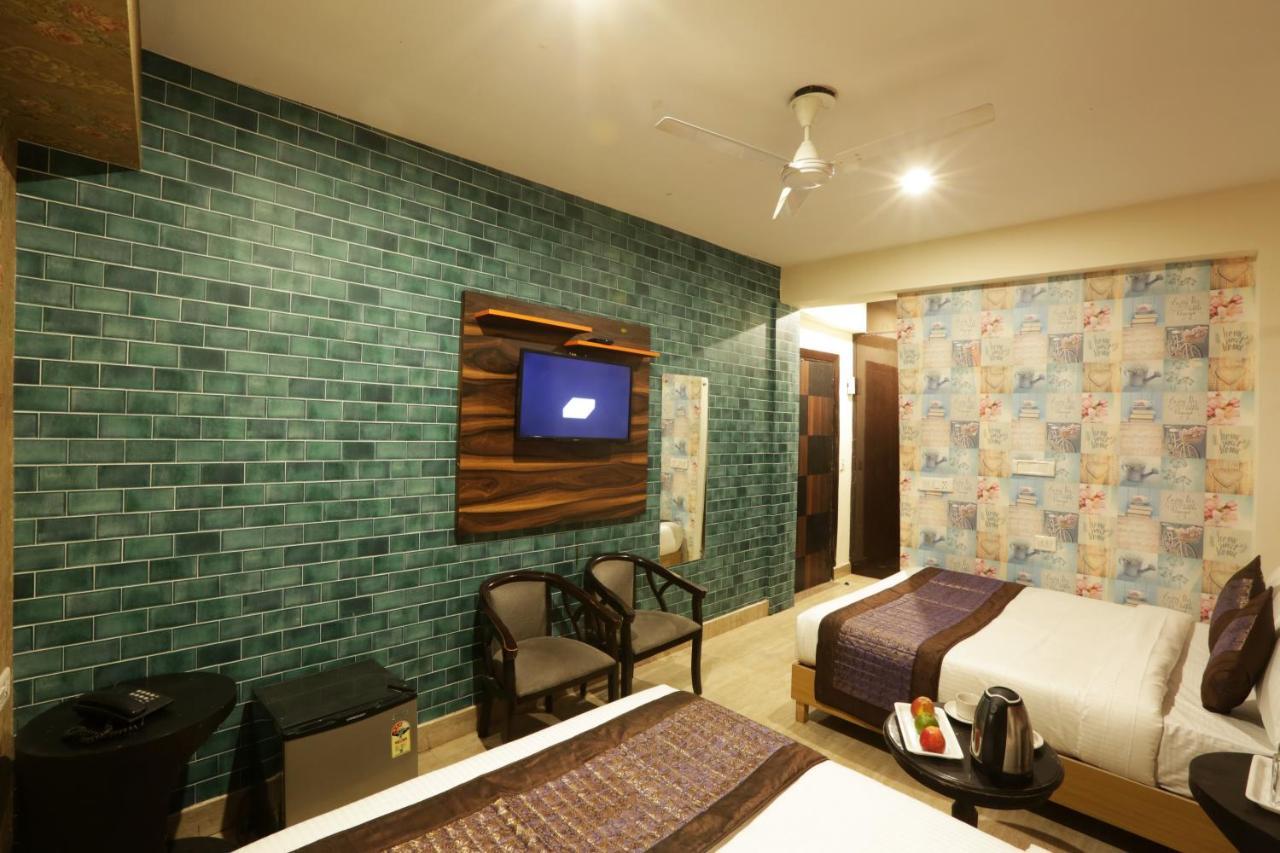 Hotel Airport Star Нью-Делі Екстер'єр фото