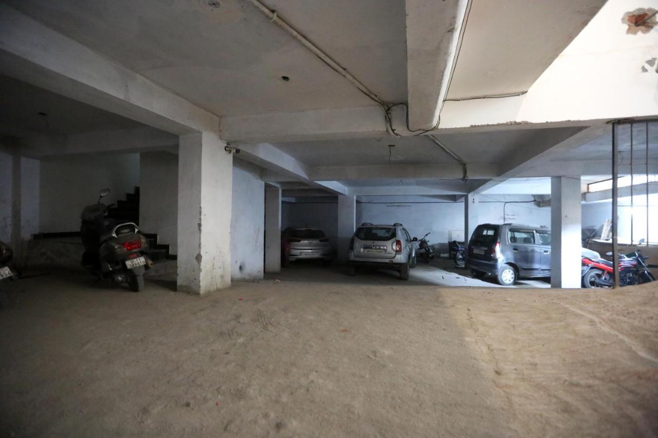 Hotel Airport Star Нью-Делі Екстер'єр фото